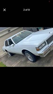1990 Chevrolet Caprice - Classic Sedan 4D