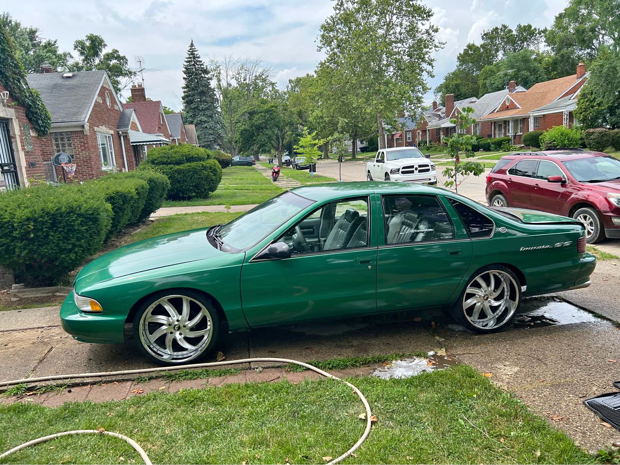 1995 Chevrolet Caprice Classic - Sedan 4D