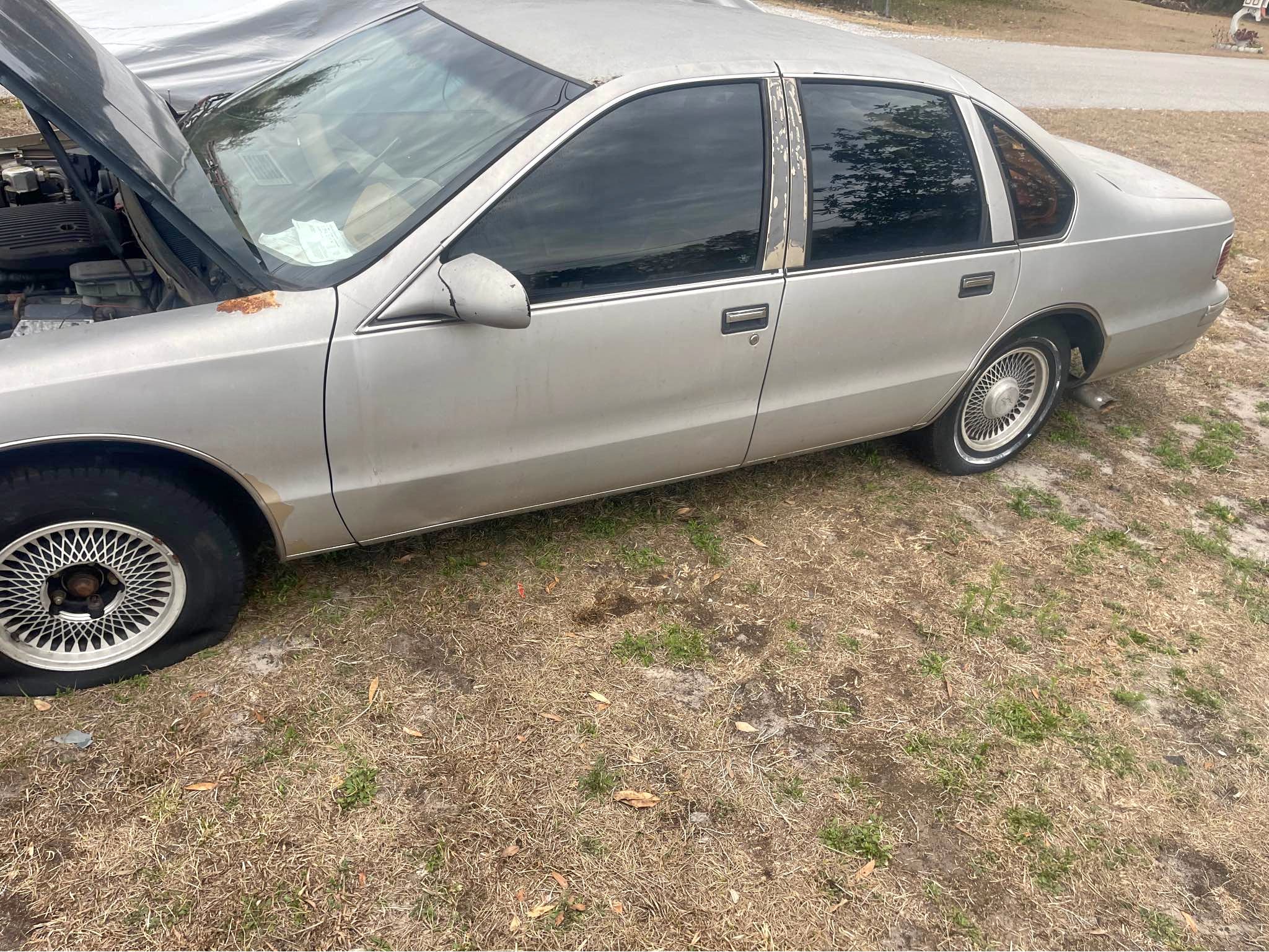 1996 Chevrolet Caprice Classic - Sedan 4D