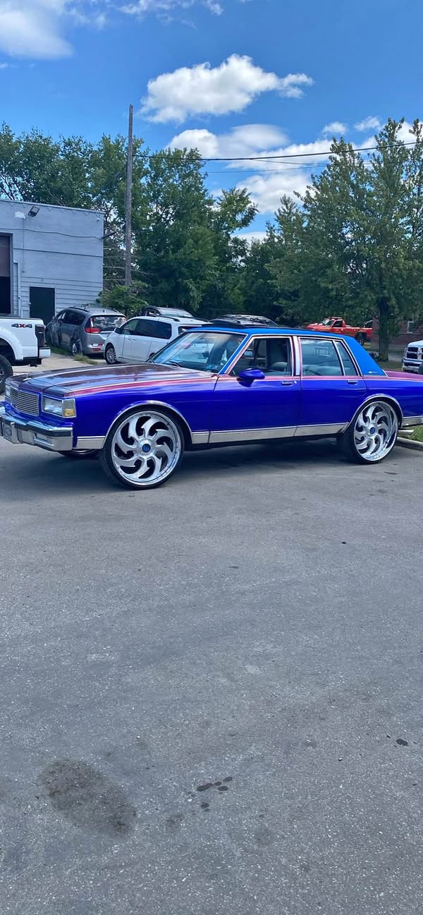 1987 Chevrolet Caprice Classic - LS Sedan 4D