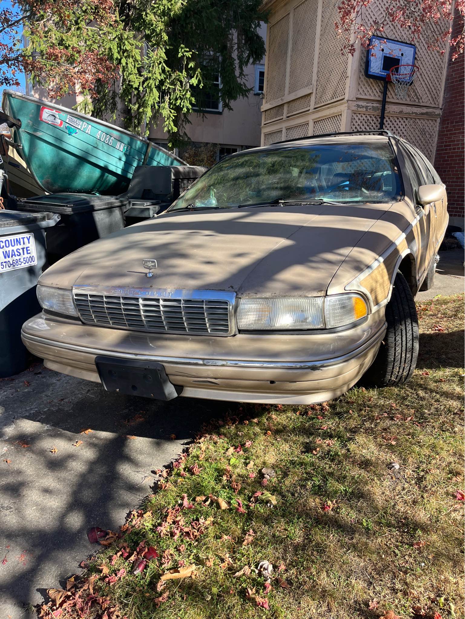 1994 Chevrolet Caprice Classic - Wagon 4D