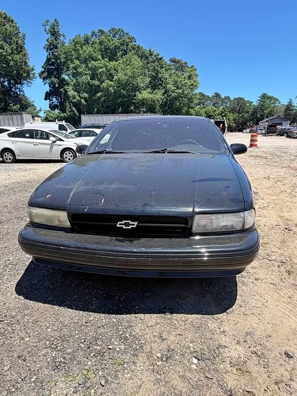 1996 Chevrolet Caprice Classic - Sedan 4D