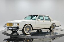 1989 Chevrolet Caprice Brougham 4D Sedan