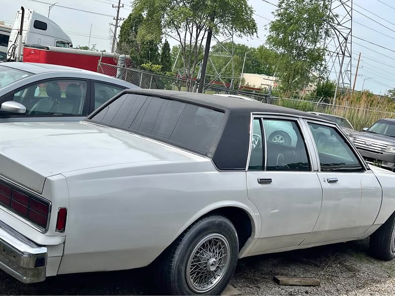 1986 Chevrolet Caprice Classic - LS Sedan 4D