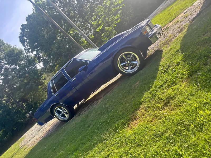 1989 Chevrolet Caprice Classic - Sedan 4D