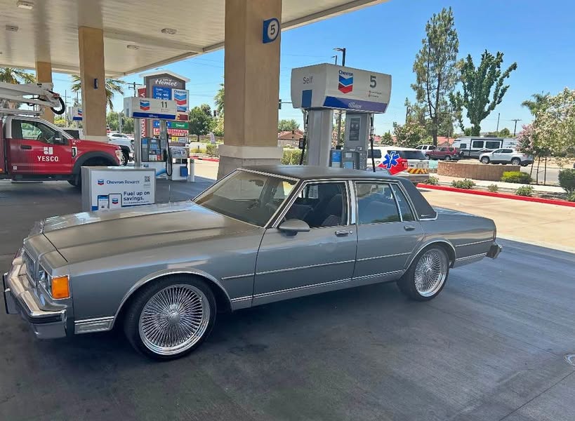 1986 Chevrolet Caprice Classic - Sedan 4D