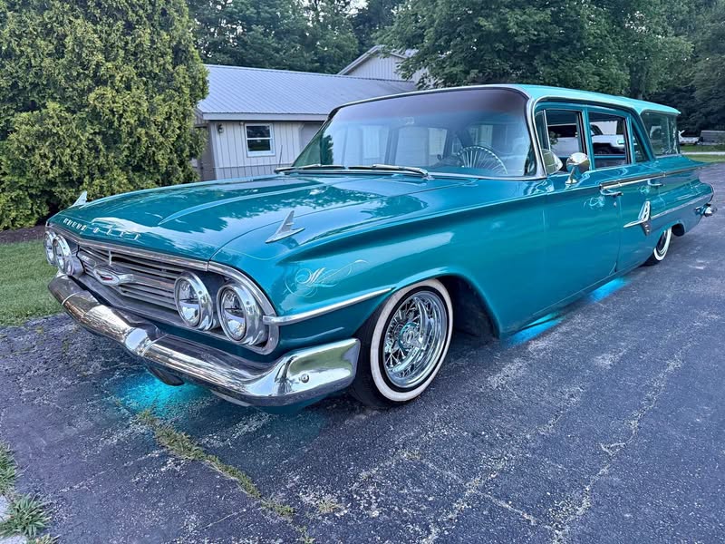 1960 Chevrolet Impala - Parkwood