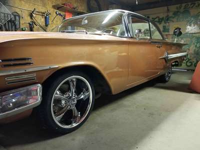 1960 Chevrolet Impala - 2 door Sport Coupe