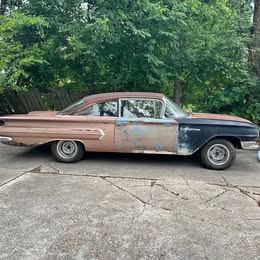 1960 Chevrolet Impala - Sedan 4D