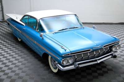 1959 Chevrolet Impala 2 Door Hardtop