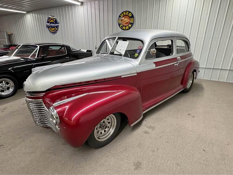 1941 Chevrolet master deluxe - 2dr