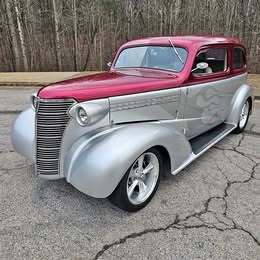 1938 Chevrolet Master Deluxe Town Sedan