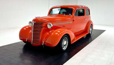 1938 Chevrolet Master Deluxe 2 Door Sedan
