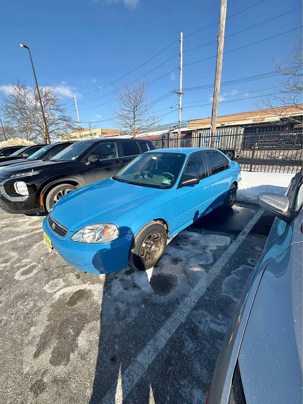 2000 Honda Civic - DX Sedan 4D