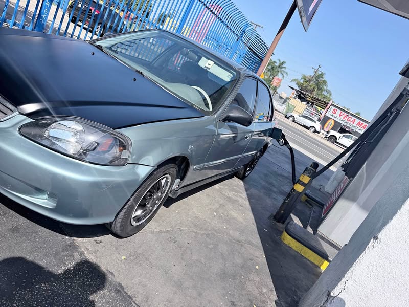 2000 Honda Civic - DX Sedan 4D