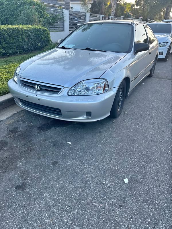 2000 Honda Civic - DX Coupe 2D