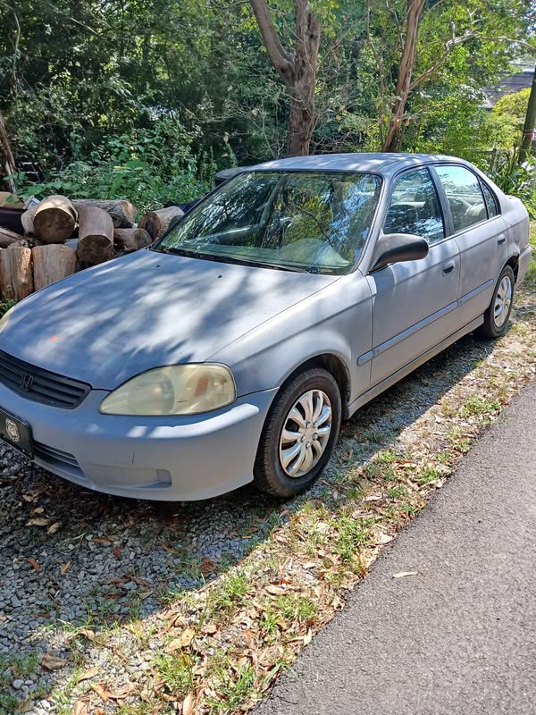1999 Honda Civic - DX Sedan 4D