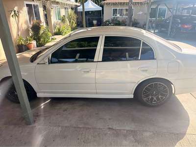 2001 Honda Civic - Sedan ( 4 puertas )