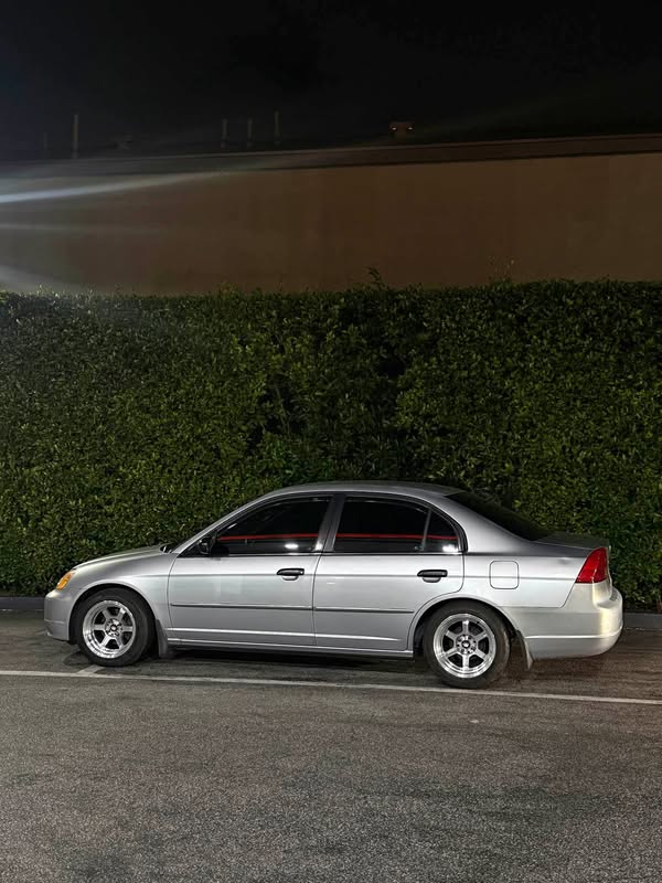 2001 Honda Civic - LX Sedan 4D
