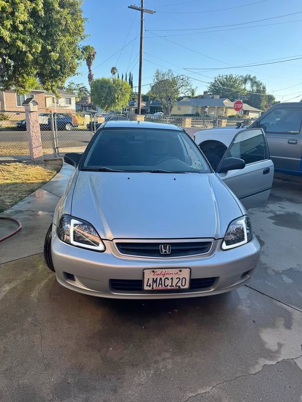 2000 Honda Civic - DX Coupe 2D