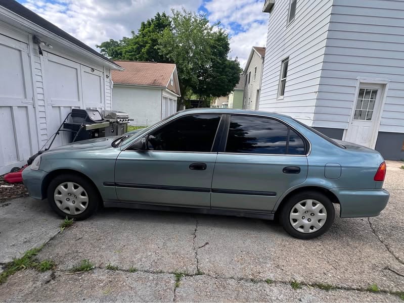 2000 Honda Civic LX Sedan 4D