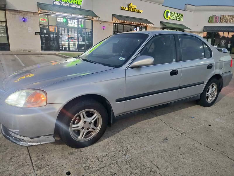 1999 Honda Civic - LX Sedan 4D
