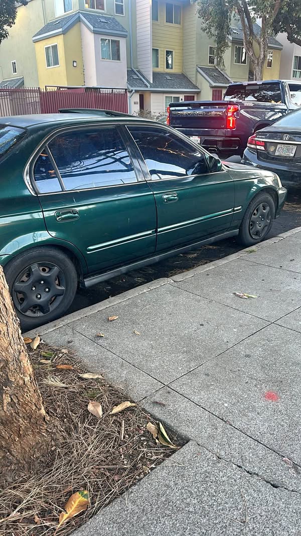 2000 Honda Civic - EX Special Edition Sedan 4D
