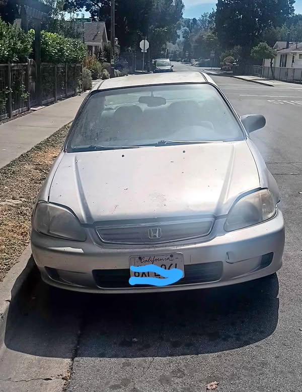 2000 Honda Civic - EX-L Sedan 4D