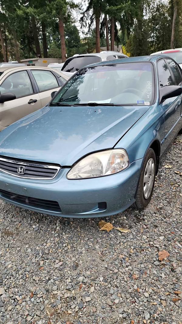 2000 Honda Civic - DX Sedan 4D