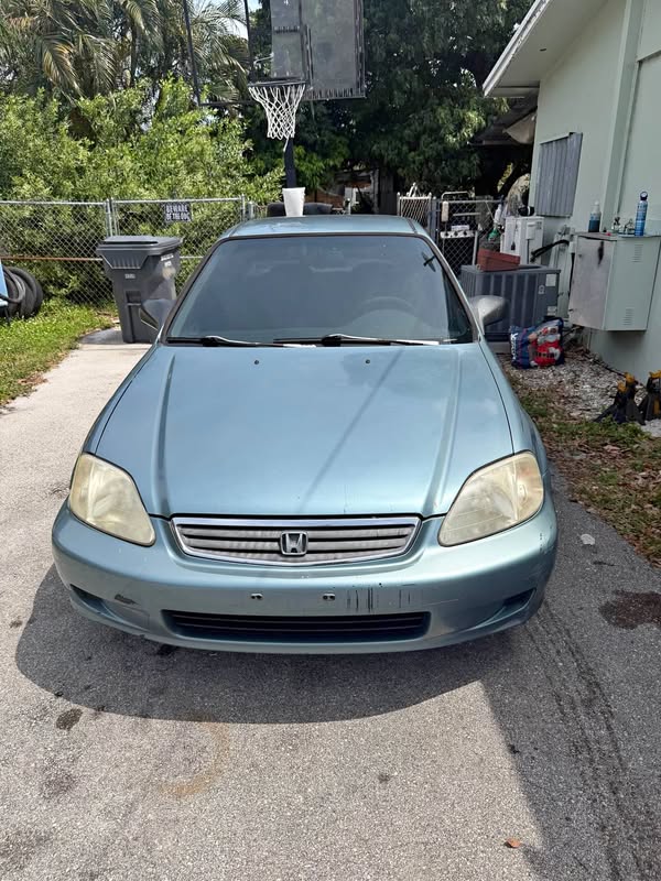 2000 Honda Civic - LX Sedan 4D