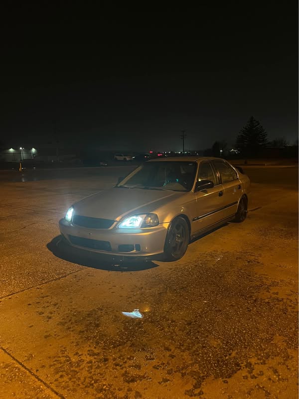 2000 Honda Civic - LX Sedan 4D