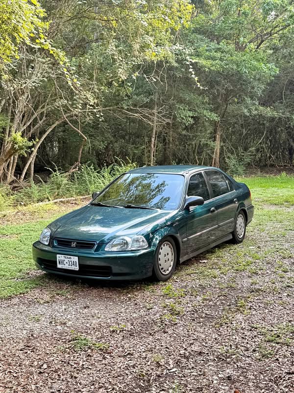 1997 Honda Civic - DX Sedan 4D