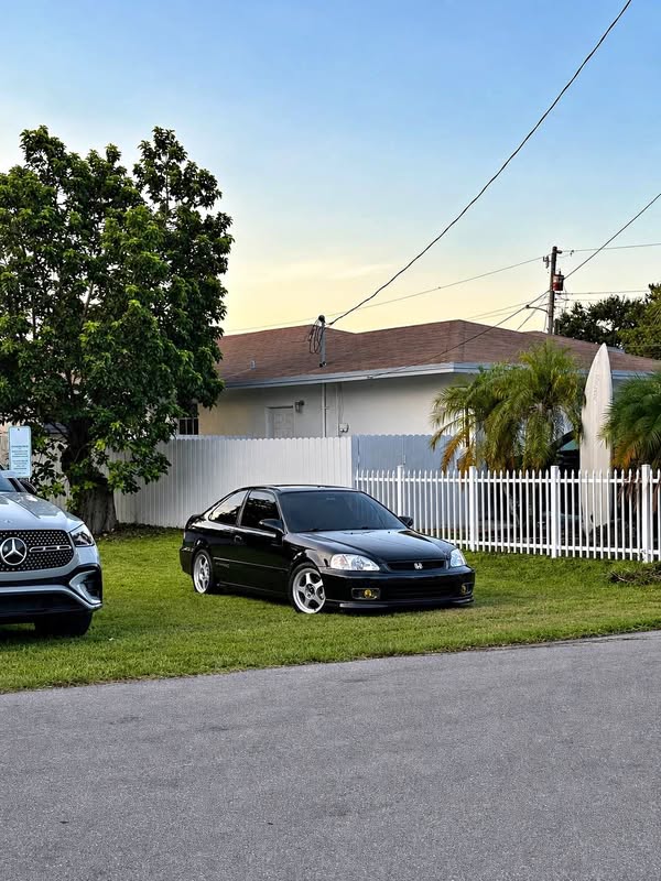 2000 Honda Civic - Si Coupe 2D
