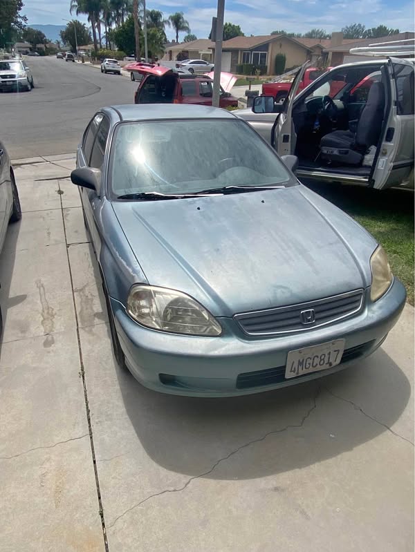 2000 Honda Civic - LX Sedan 4D