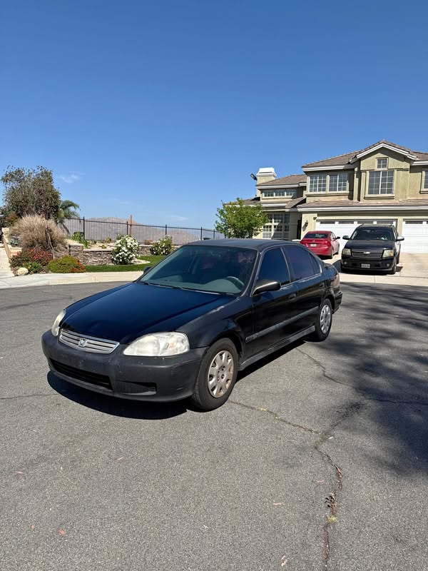 2000 Honda Civic - LX Sedan 4D