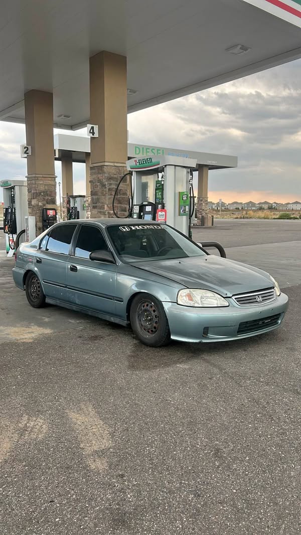 1999 Honda Civic - LX Sedan 4D