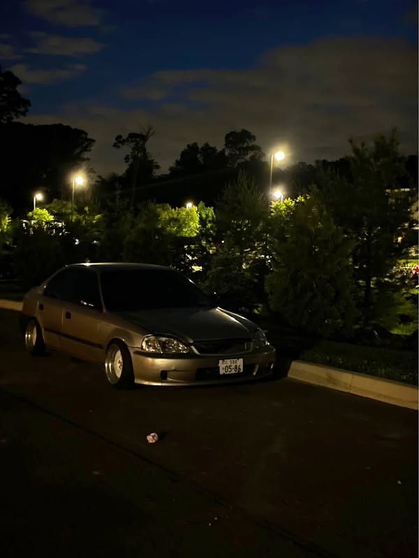 2000 Honda Civic - LX Sedan 4D