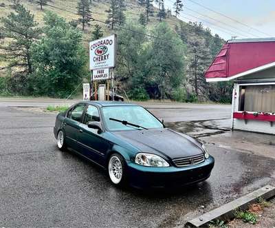 2000 Honda Civic - LX Sedan 4D