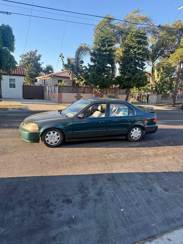1998 Honda Civic - LX Sedan 4D