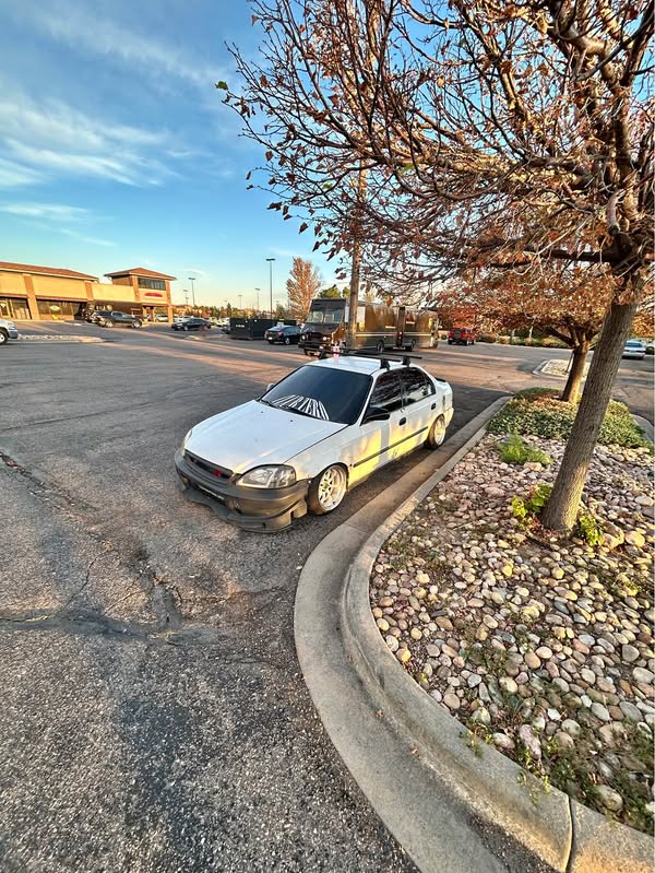 2000 Honda Civic - LX Sedan 4D