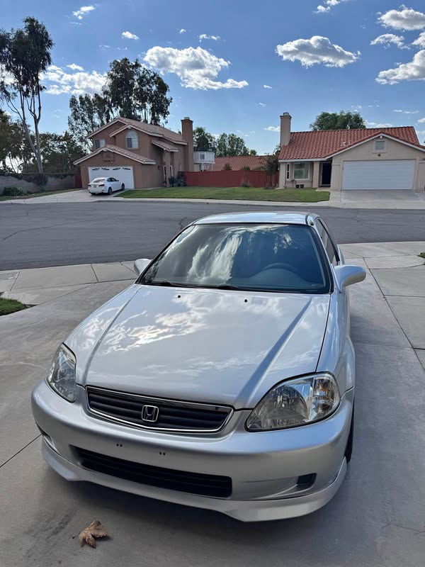 2000 Honda Civic - DX Hatchback 2D