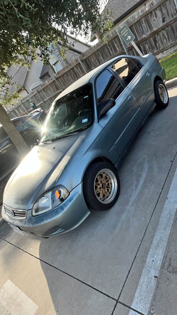 2000 Honda Civic - EX Sedan 4D