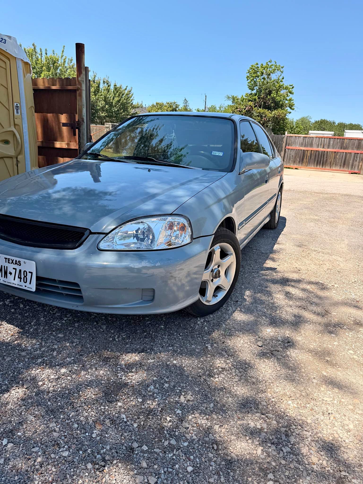 2000 Honda Civic - LX Sedan 4D
