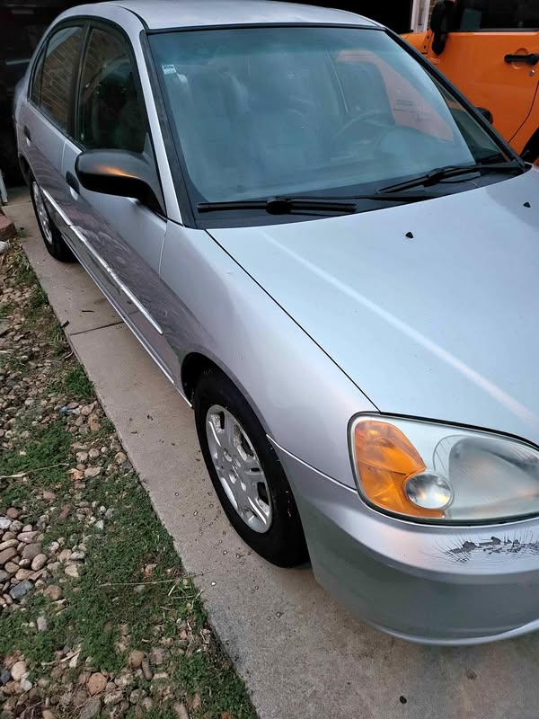 2001 Honda Civic - LX Sedan 4D
