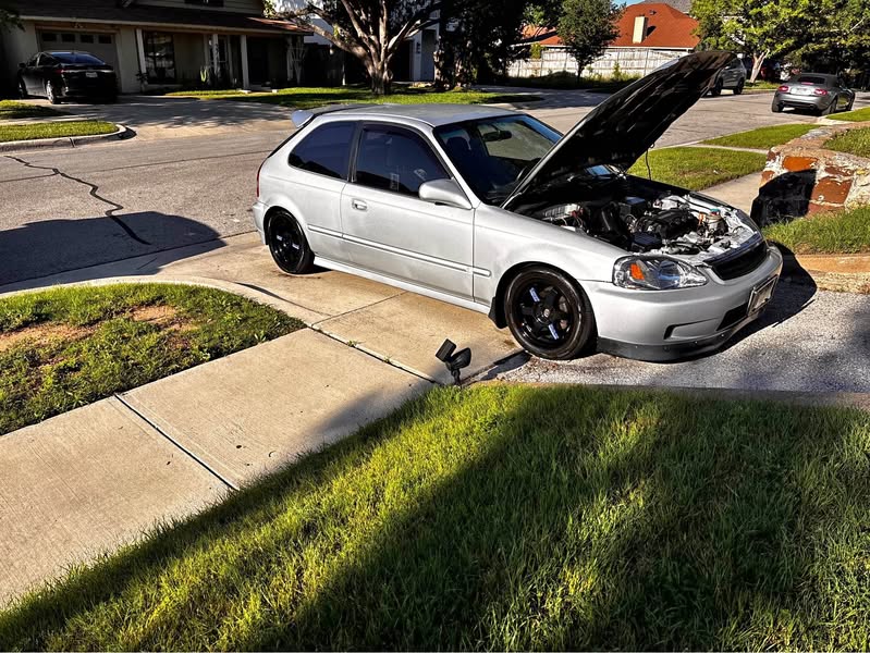 2000 Honda Civic - DX Hatchback 2D