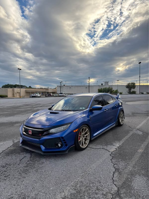 2019 Honda Civic Type R - Touring Hatchback Sedan 4D