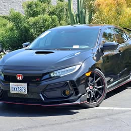 2018 Honda Civic Type R - Touring Hatchback Sedan 4D