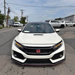 2019 Honda Civic Type R - Hatchback Sedan 4D