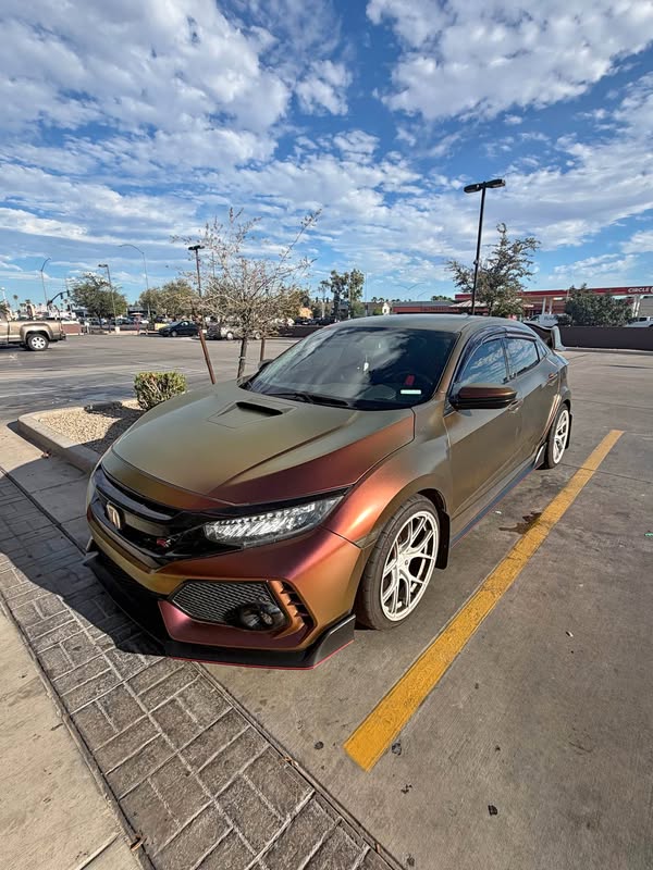 2018 Honda Civic Type R - Touring Hatchback Sedan 4D