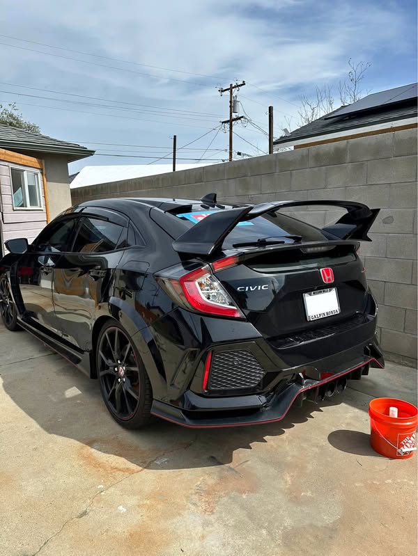 2018 Honda Civic Type R - Limited Edition Hatchback Sedan 4D